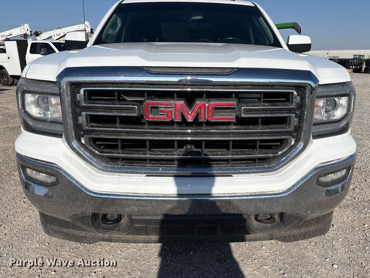 image for item EU4981 2018 GMC Sierra 1500 Crew Cab pickup truck