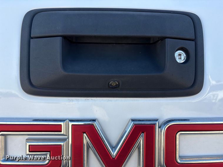 image for item EU4981 2018 GMC Sierra 1500 Crew Cab pickup truck