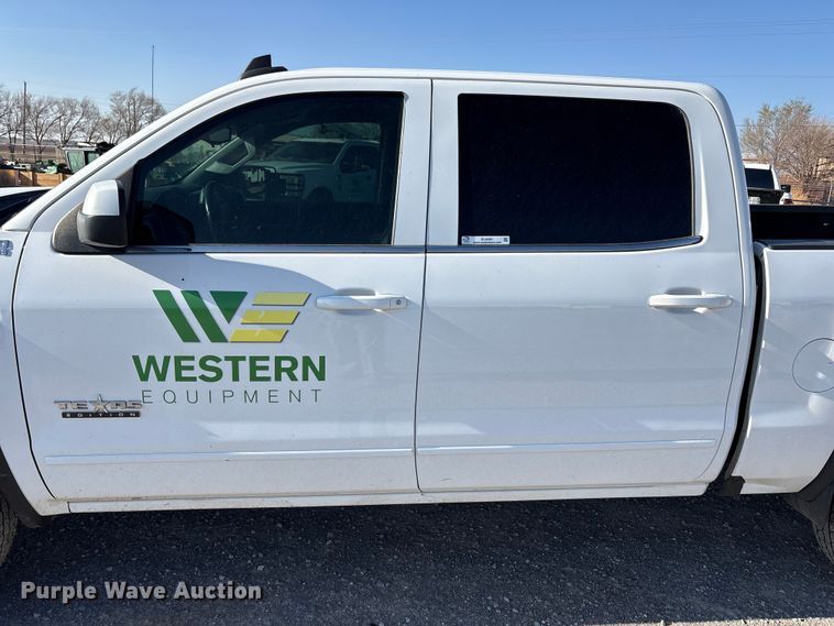 image for item EU4981 2018 GMC Sierra 1500 Crew Cab pickup truck