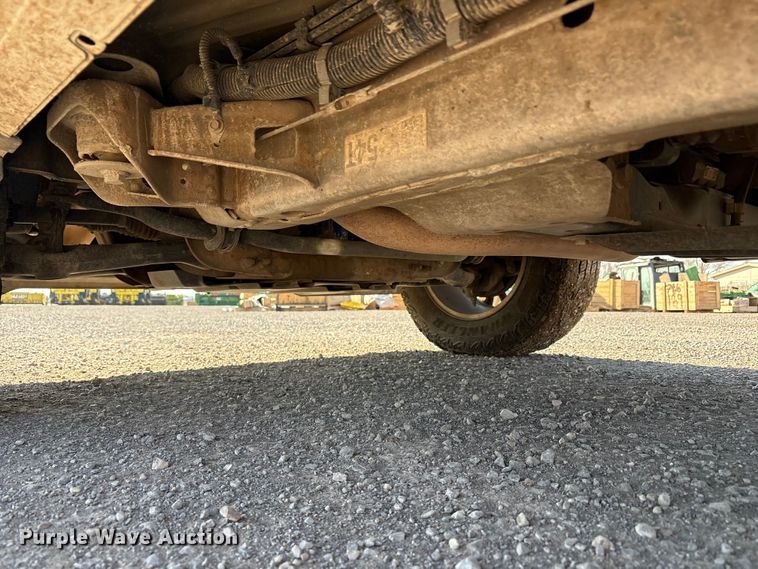 image for item EU4981 2018 GMC Sierra 1500 Crew Cab pickup truck