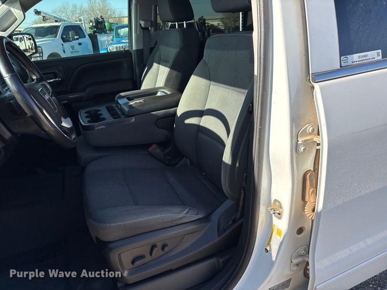 image for item EU4981 2018 GMC Sierra 1500 Crew Cab pickup truck