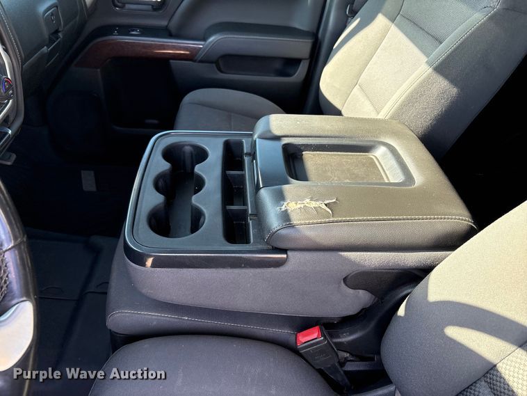 image for item EU4981 2018 GMC Sierra 1500 Crew Cab pickup truck