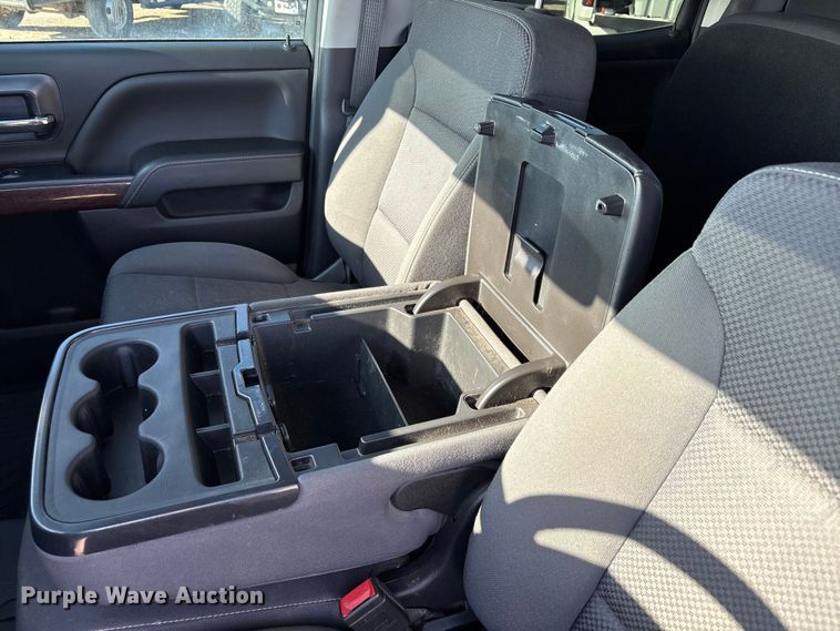 image for item EU4981 2018 GMC Sierra 1500 Crew Cab pickup truck