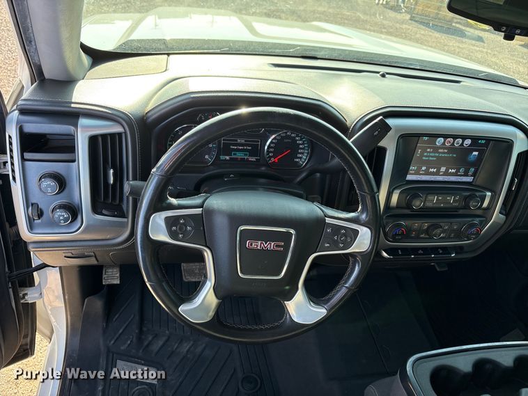 image for item EU4981 2018 GMC Sierra 1500 Crew Cab pickup truck