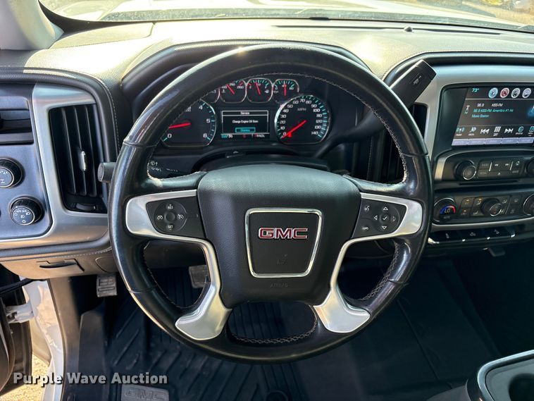 image for item EU4981 2018 GMC Sierra 1500 Crew Cab pickup truck