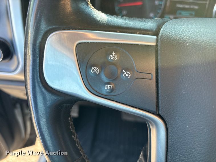 image for item EU4981 2018 GMC Sierra 1500 Crew Cab pickup truck