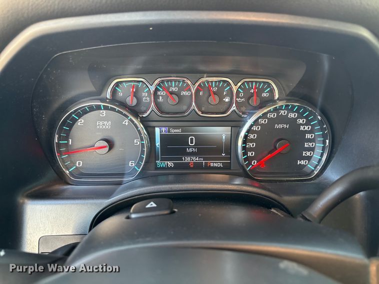 image for item EU4981 2018 GMC Sierra 1500 Crew Cab pickup truck