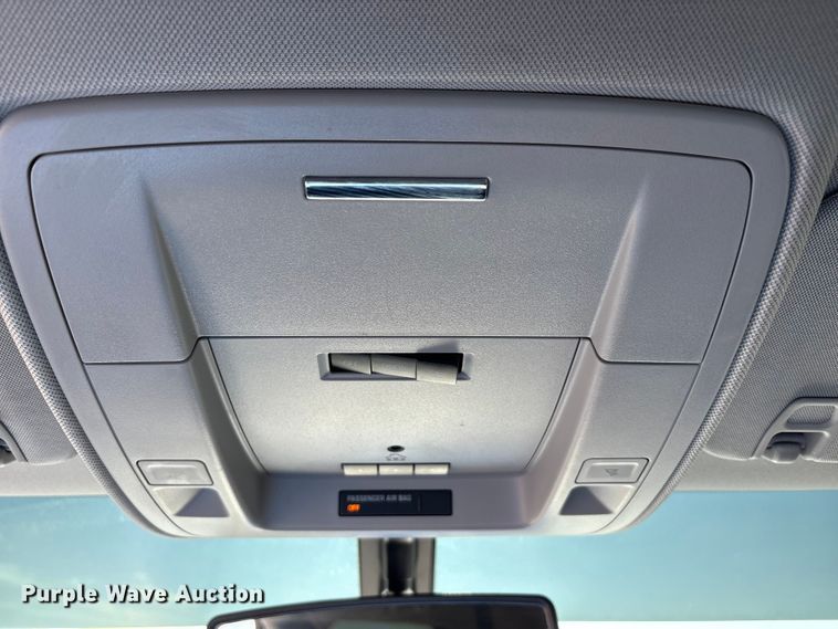 image for item EU4981 2018 GMC Sierra 1500 Crew Cab pickup truck