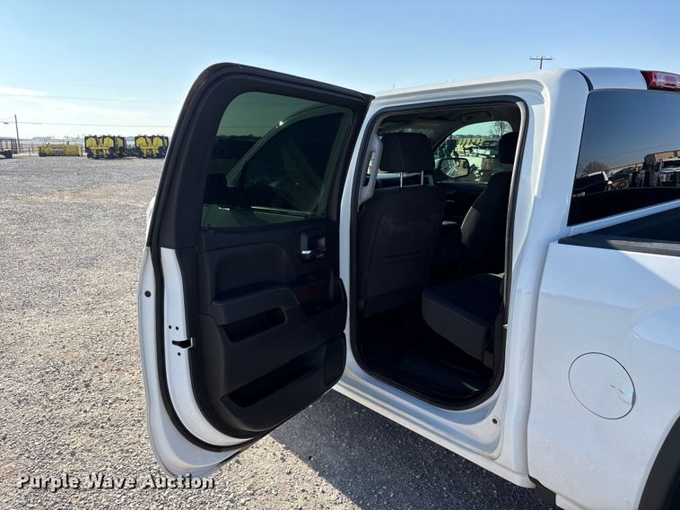 image for item EU4981 2018 GMC Sierra 1500 Crew Cab pickup truck