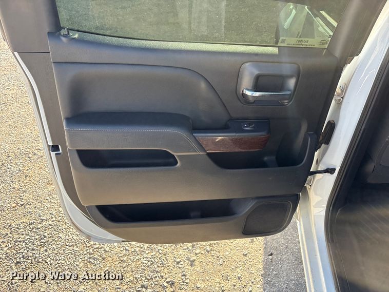 image for item EU4981 2018 GMC Sierra 1500 Crew Cab pickup truck