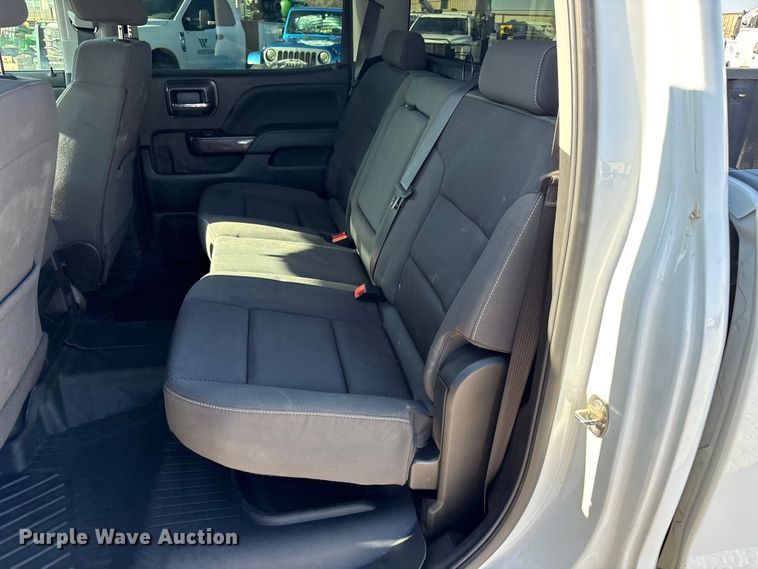 image for item EU4981 2018 GMC Sierra 1500 Crew Cab pickup truck