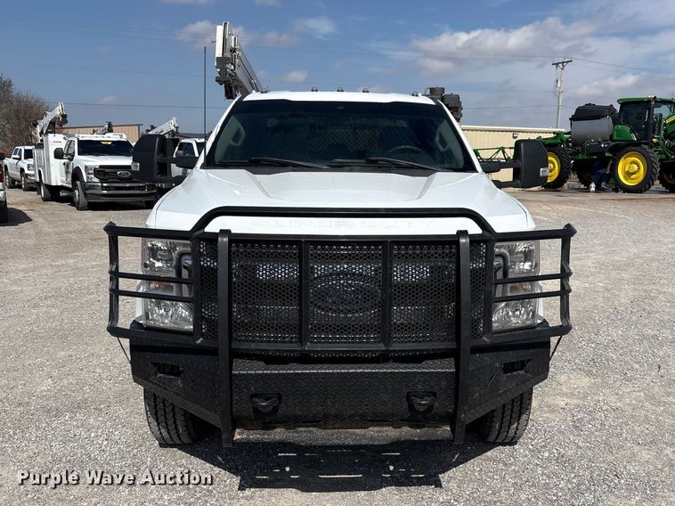 image for item EU4982 2022 Ford F-350 Ext. Cab utility bed pickup truck