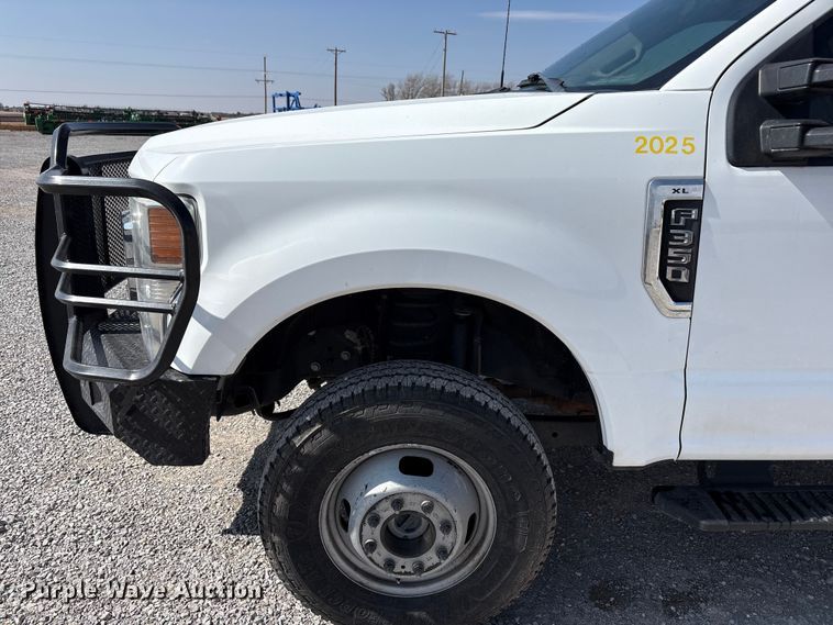 image for item EU4982 2022 Ford F-350 Ext. Cab utility bed pickup truck