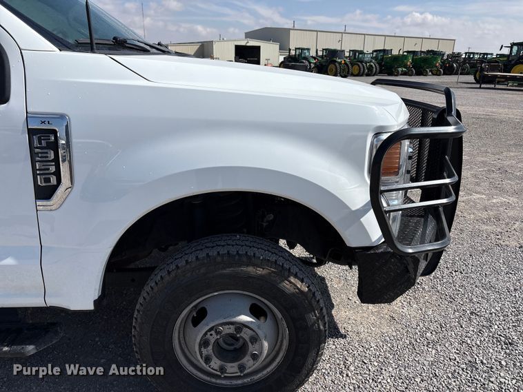 image for item EU4982 2022 Ford F-350 Ext. Cab utility bed pickup truck