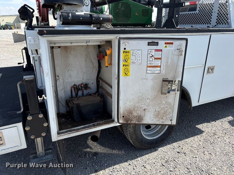 image for item EU4982 2022 Ford F-350 Ext. Cab utility bed pickup truck