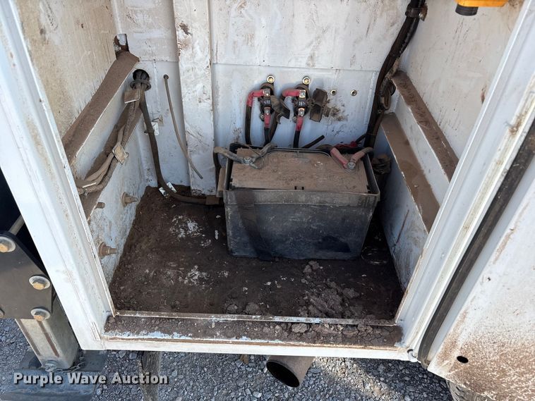 image for item EU4982 2022 Ford F-350 Ext. Cab utility bed pickup truck