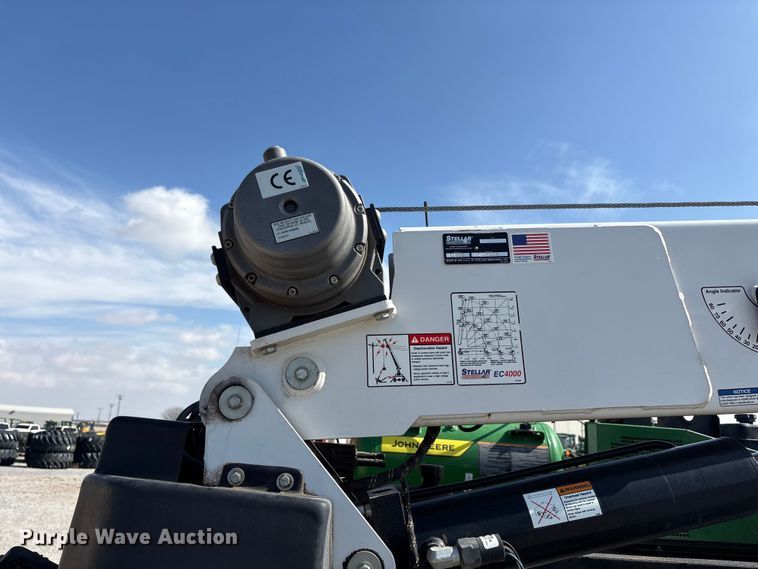 image for item EU4982 2022 Ford F-350 Ext. Cab utility bed pickup truck