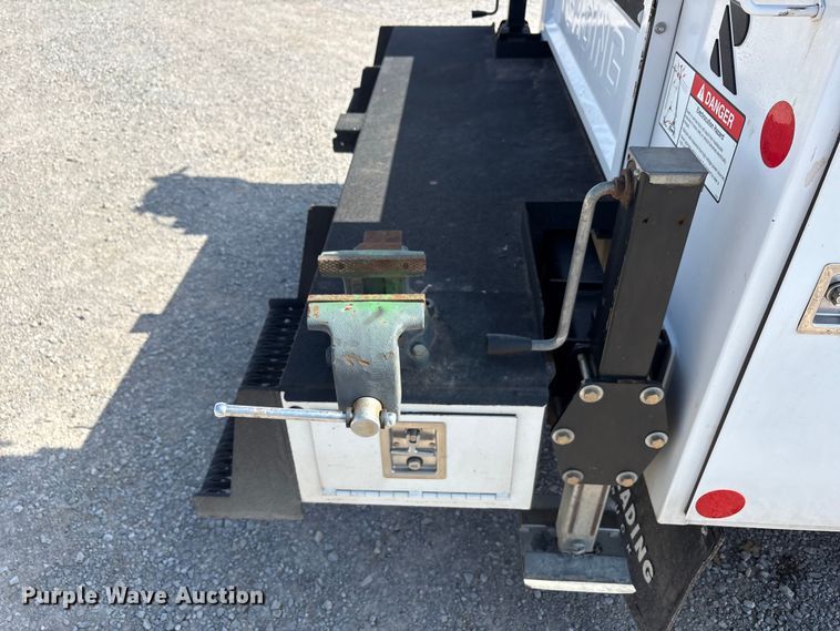 image for item EU4982 2022 Ford F-350 Ext. Cab utility bed pickup truck