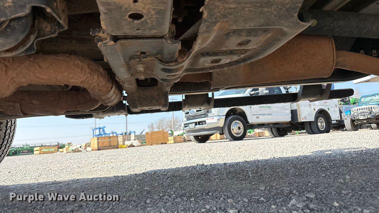 image for item EU4982 2022 Ford F-350 Ext. Cab utility bed pickup truck