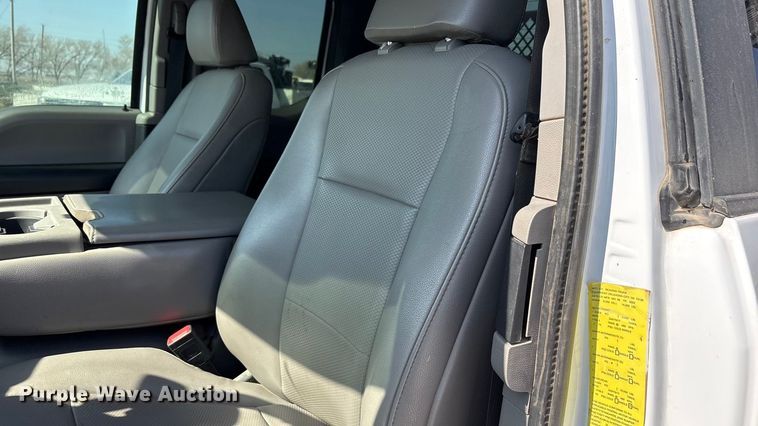 image for item EU4982 2022 Ford F-350 Ext. Cab utility bed pickup truck