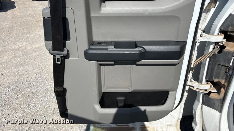 image for item EU4982 2022 Ford F-350 Ext. Cab utility bed pickup truck