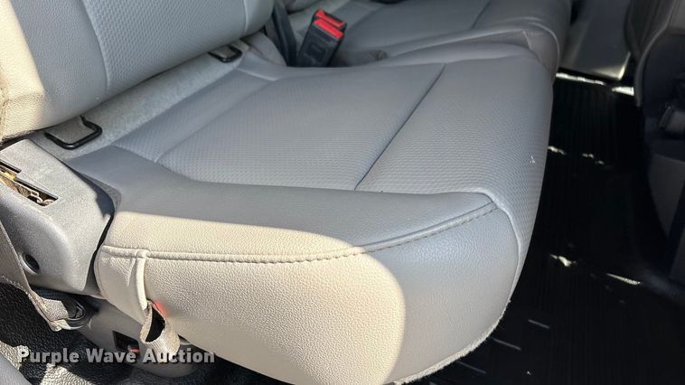 image for item EU4982 2022 Ford F-350 Ext. Cab utility bed pickup truck