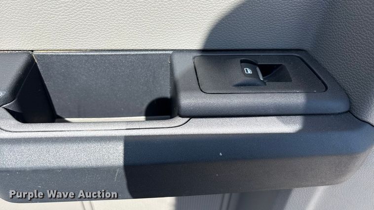 image for item EU4982 2022 Ford F-350 Ext. Cab utility bed pickup truck