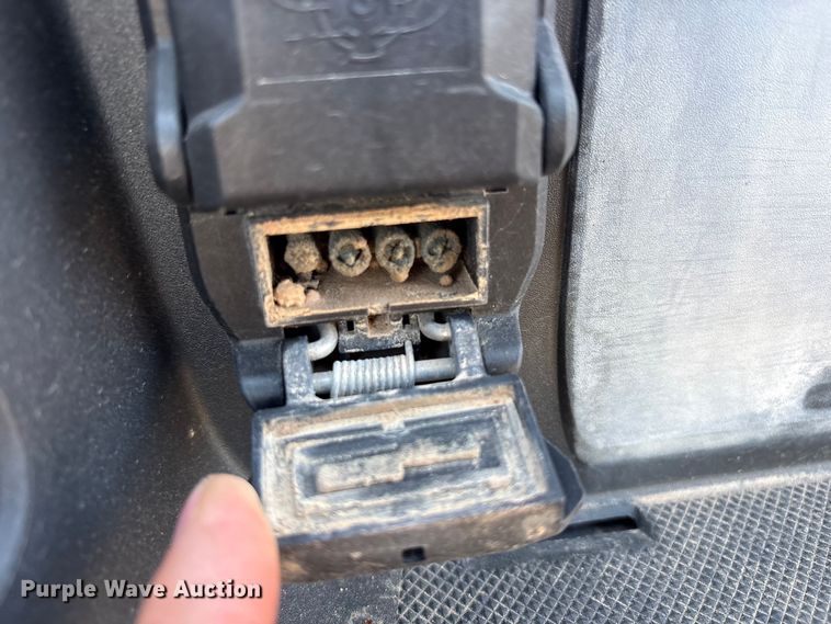 image for item EU4989 2023 Ford F250 Super Duty Ext. Cab pickup truck