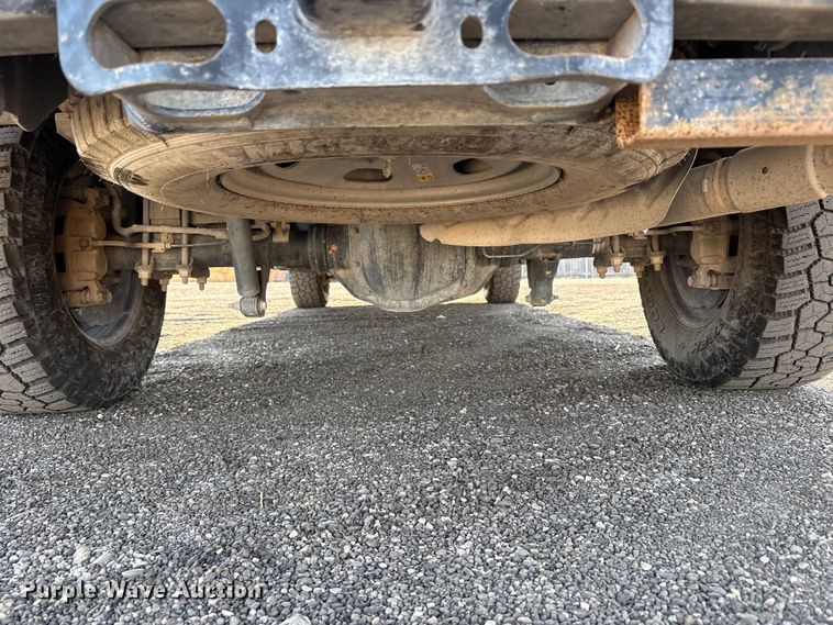 image for item EU4989 2023 Ford F250 Super Duty Ext. Cab pickup truck