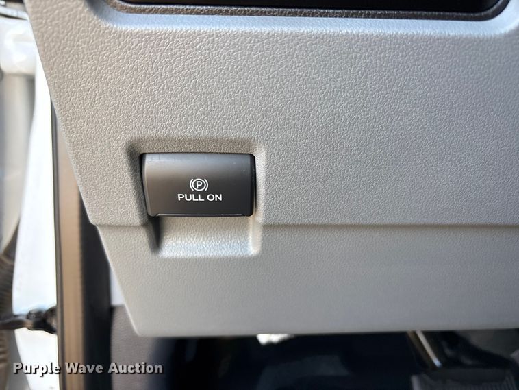 image for item EU4989 2023 Ford F250 Super Duty Ext. Cab pickup truck