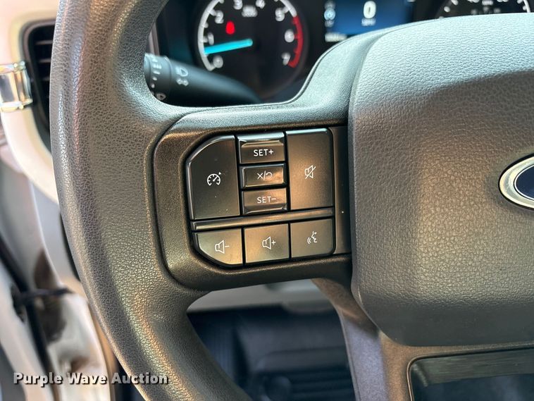 image for item EU4989 2023 Ford F250 Super Duty Ext. Cab pickup truck