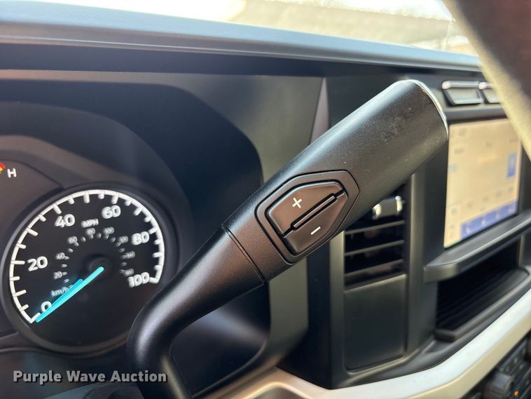 image for item EU4989 2023 Ford F250 Super Duty Ext. Cab pickup truck