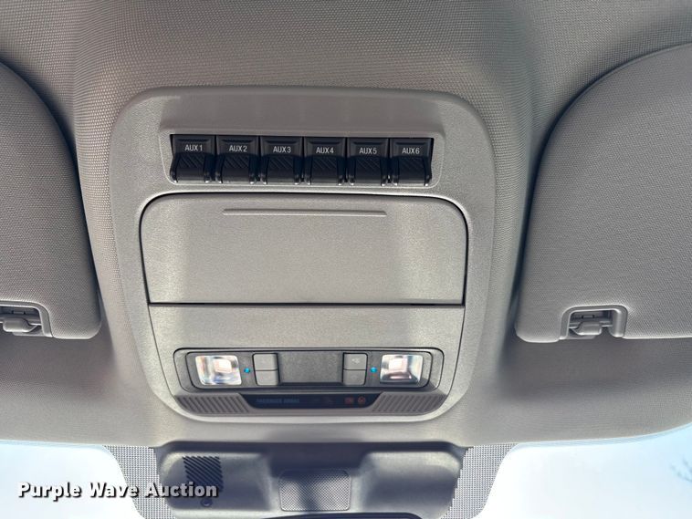 image for item EU4989 2023 Ford F250 Super Duty Ext. Cab pickup truck