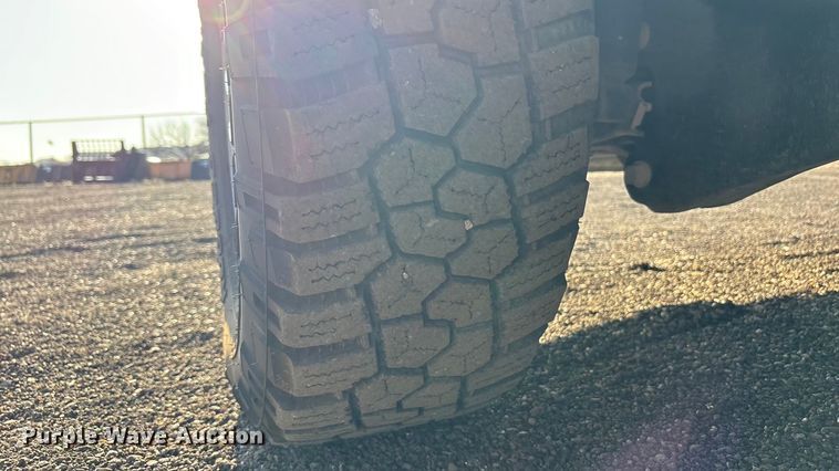 image for item EU4989 2023 Ford F250 Super Duty Ext. Cab pickup truck