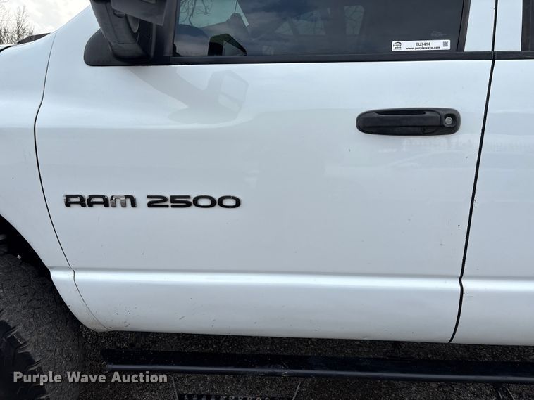 image for item EU7414 2006 Dodge Ram 2500 Ext. Cab pickup truck