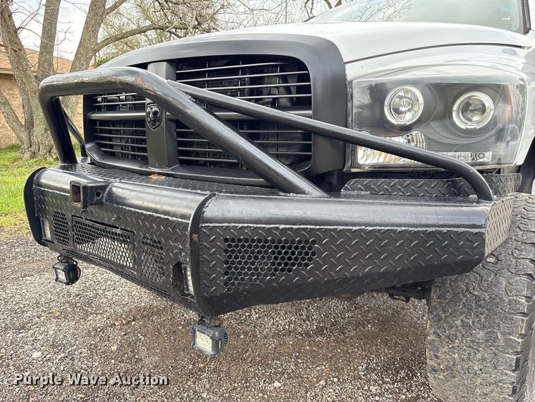 image for item EU7414 2006 Dodge Ram 2500 Ext. Cab pickup truck