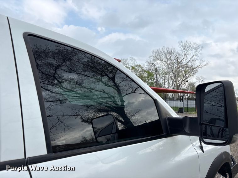 image for item EU7414 2006 Dodge Ram 2500 Ext. Cab pickup truck