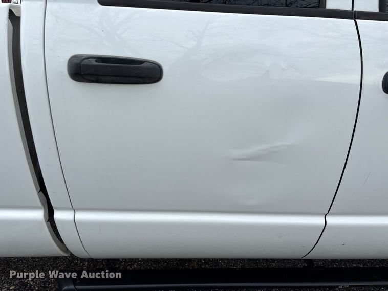 image for item EU7414 2006 Dodge Ram 2500 Ext. Cab pickup truck