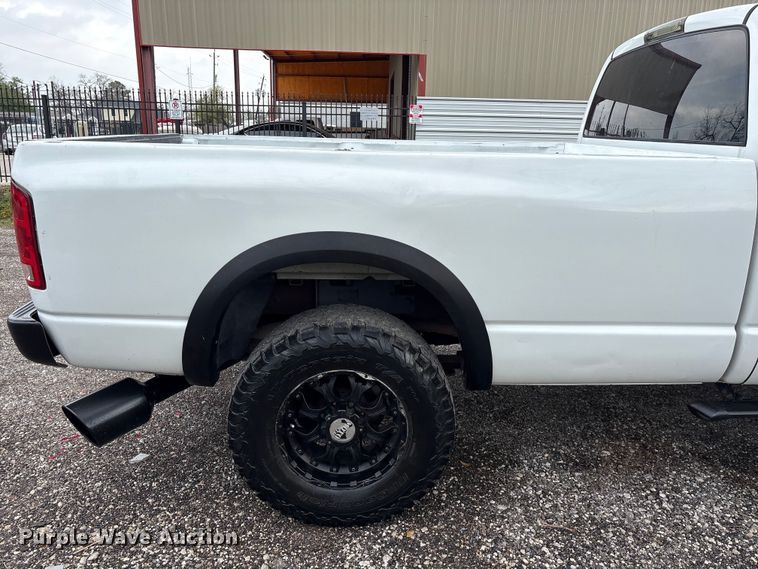 image for item EU7414 2006 Dodge Ram 2500 Ext. Cab pickup truck