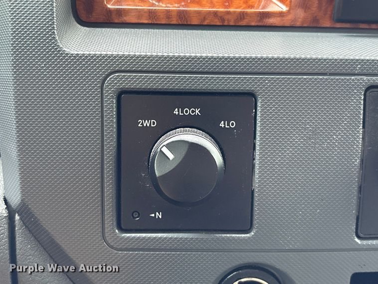 image for item EU7414 2006 Dodge Ram 2500 Ext. Cab pickup truck