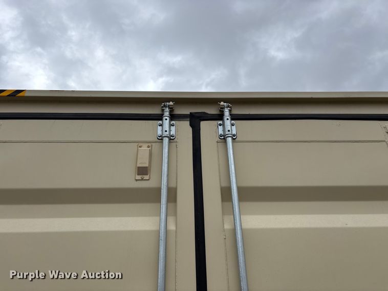 image for item EV2700 Shipping container