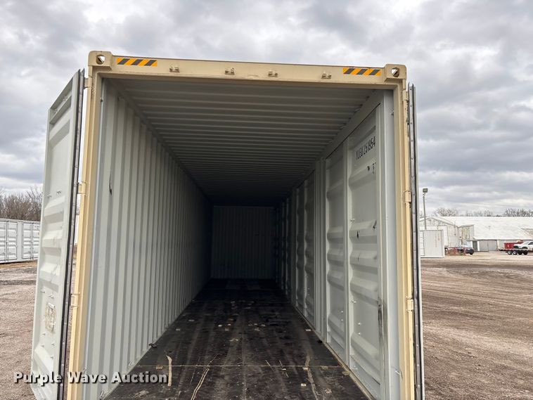 image for item EV2700 Shipping container
