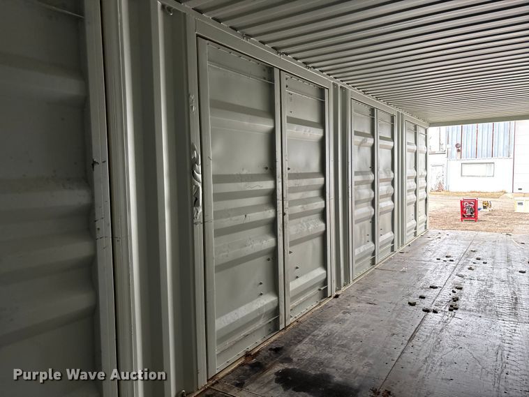 image for item EV2700 Shipping container