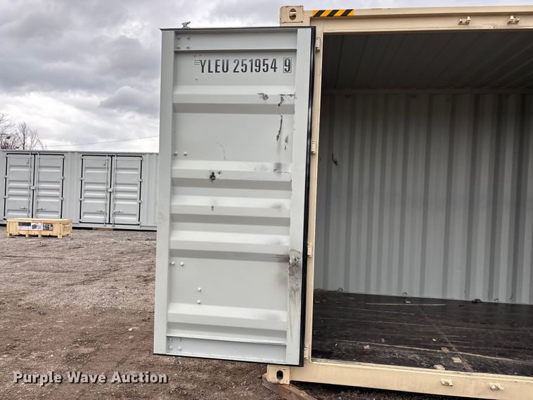 image for item EV2700 Shipping container