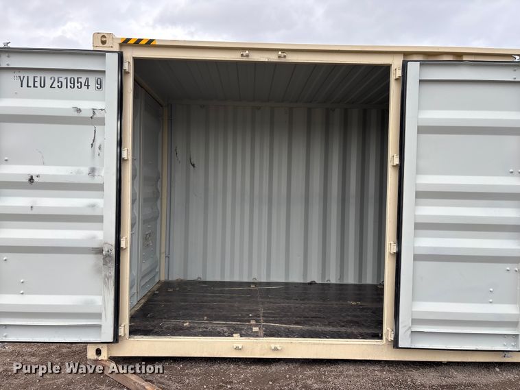 image for item EV2700 Shipping container