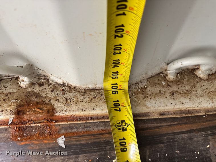 image for item EV2700 Shipping container