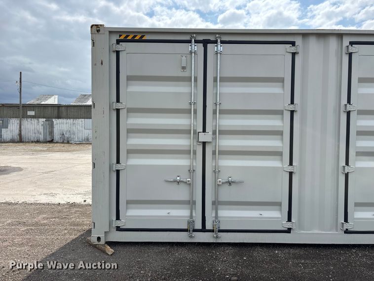 image for item EV2705 Qingdao Ruijunyuan shipping container