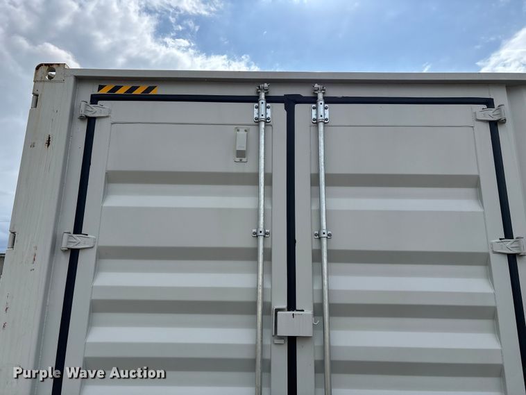 image for item EV2705 Qingdao Ruijunyuan shipping container