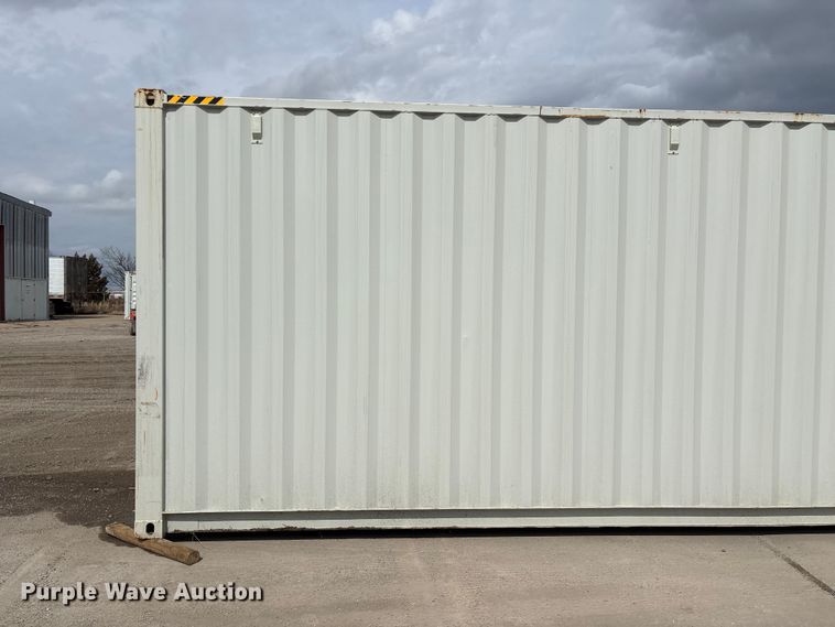 image for item EV2705 Qingdao Ruijunyuan shipping container
