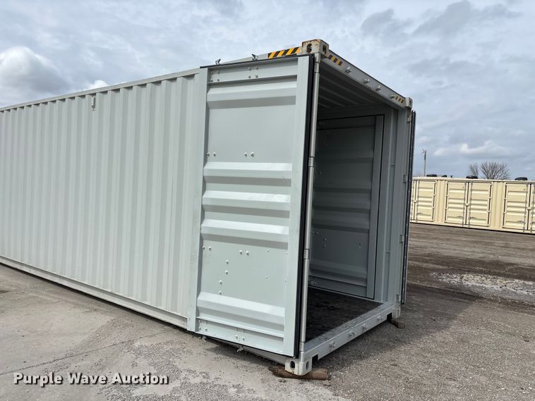 image for item EV2705 Qingdao Ruijunyuan shipping container